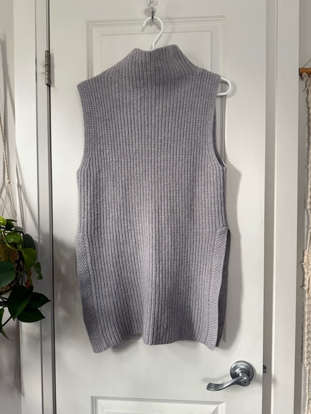 Wilfred Sleeveless Mock Neck Knit Vest - Light Gray sz M